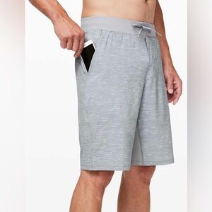 Lululemon T.H.E. Short 11" *Liner